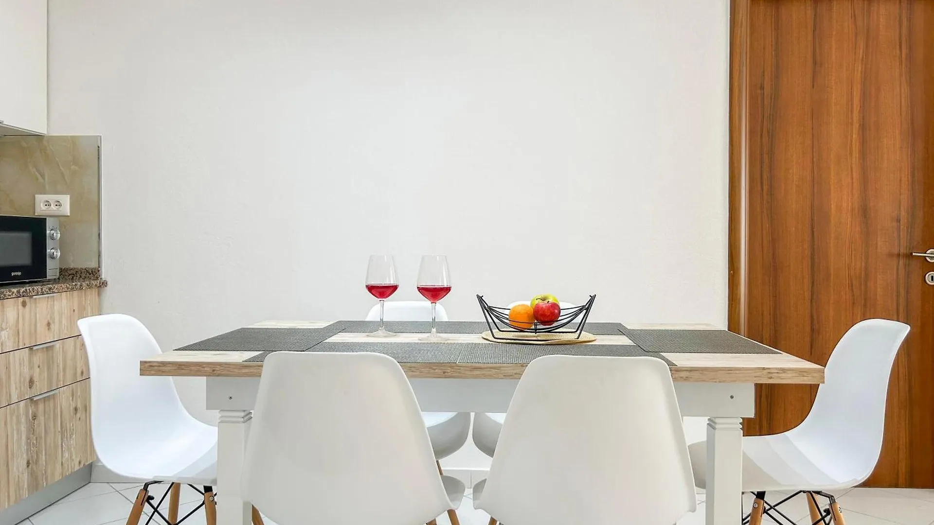2 Bedroom Apartment 941 Durrës