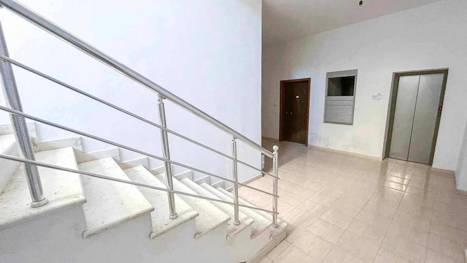 2 Bedroom Apartment 941 Durres 0*,