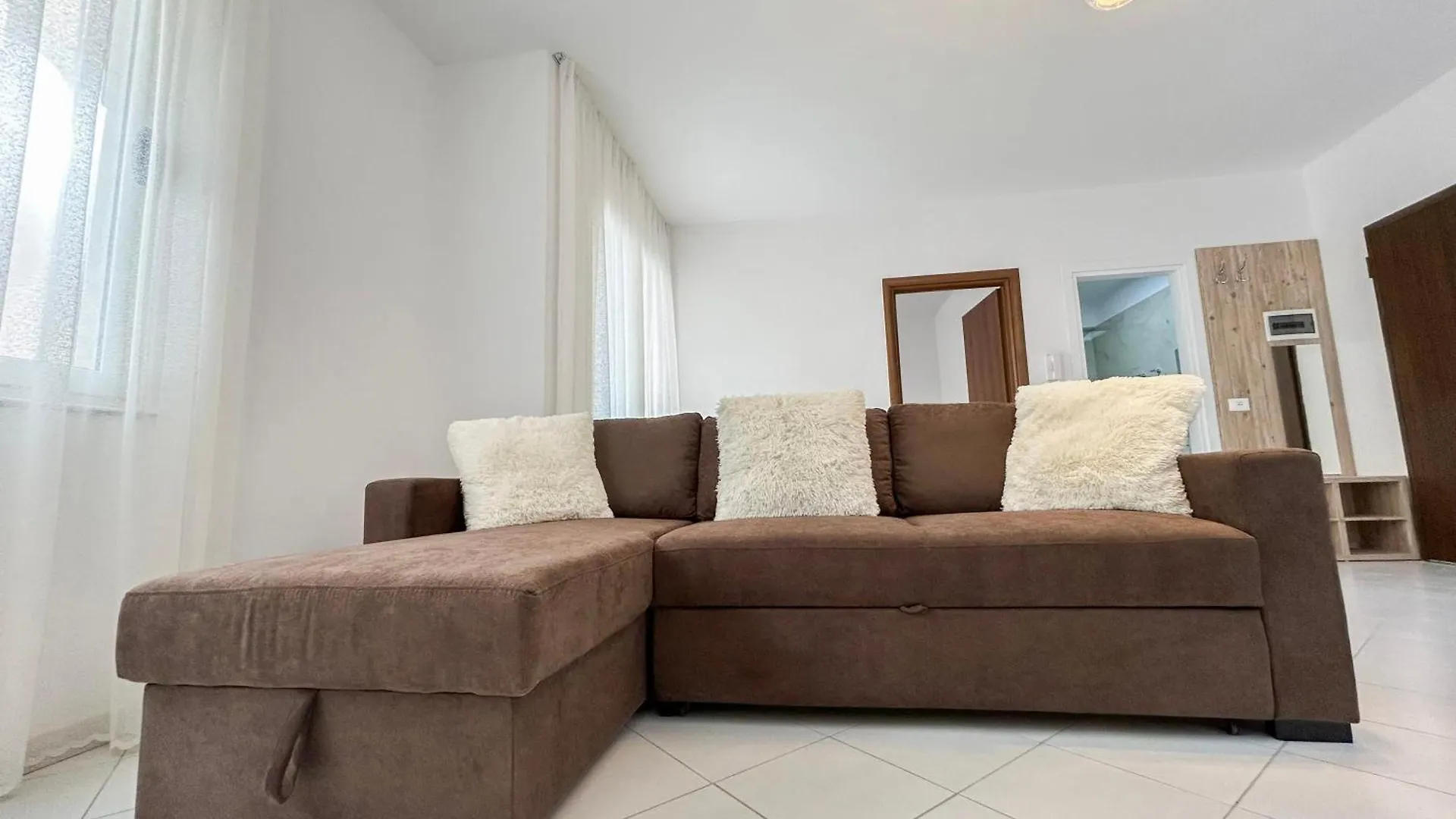 2 Bedroom Apartment 941 Durres