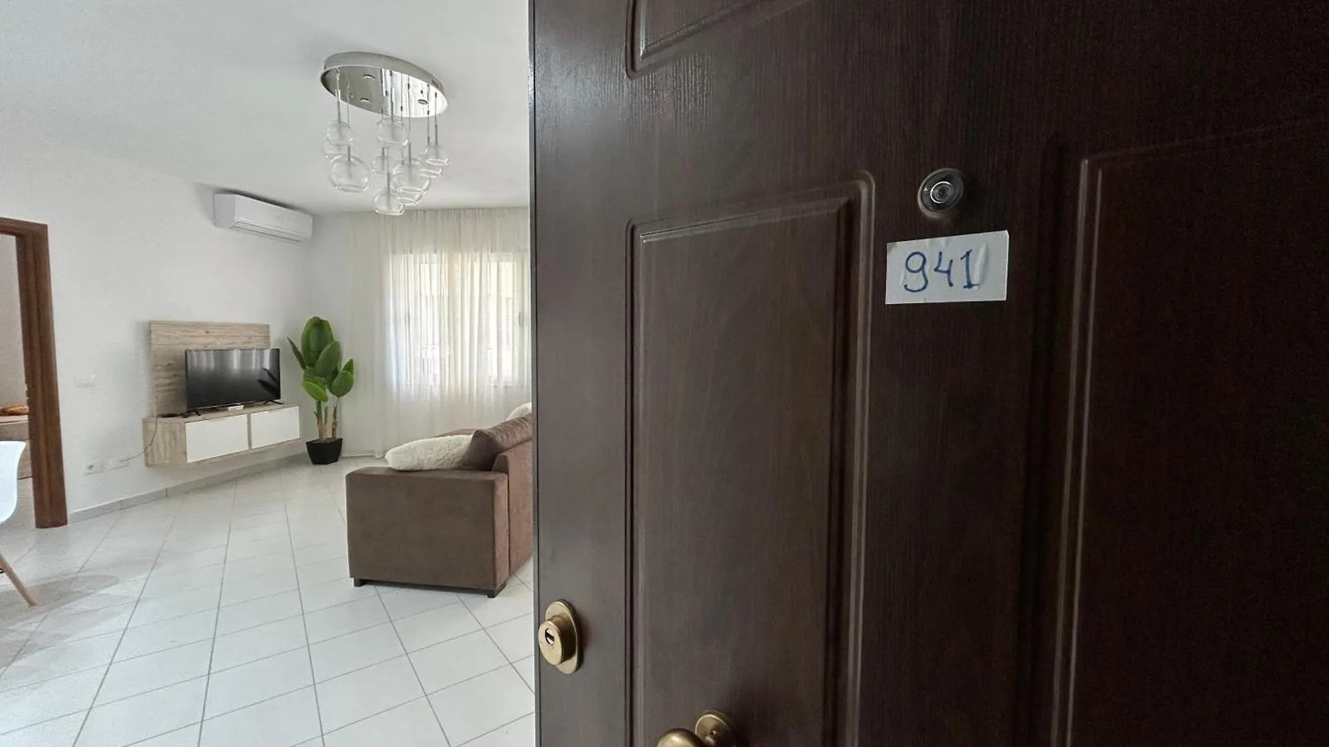 2 Bedroom Apartment 941 Durres
