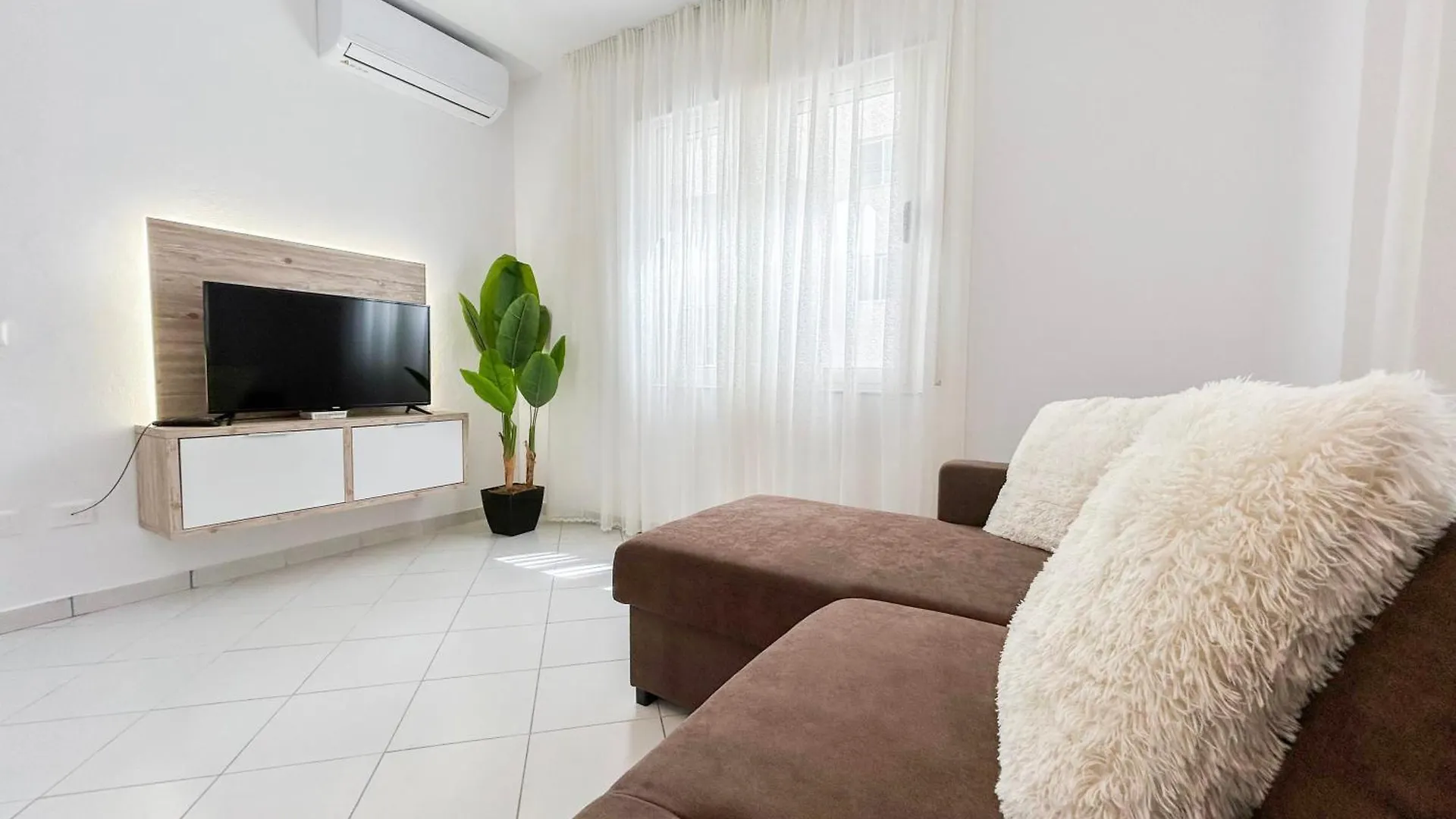 2 Bedroom Apartment 941 Durres Albania
