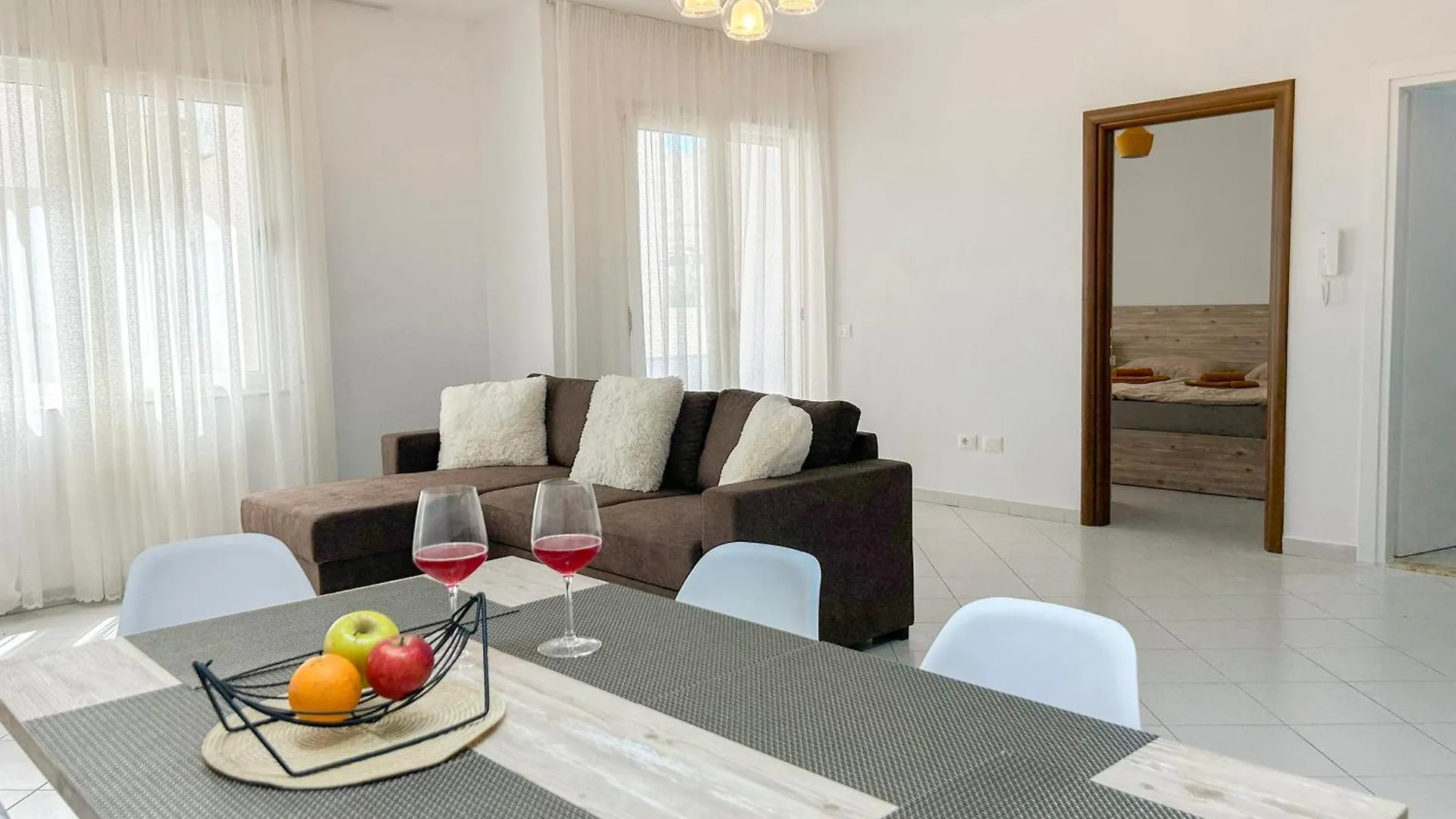 2 Bedroom Apartment 941 Durres